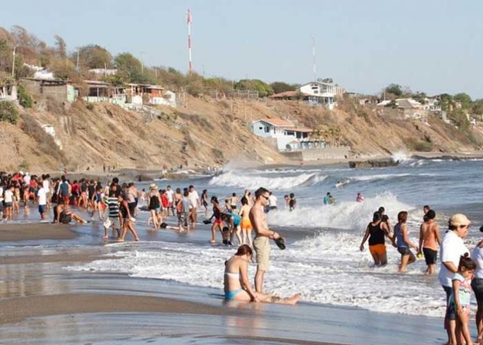 2 ¡Alerta con el sol! Cuida tu piel del cáncer en estas vacaciones