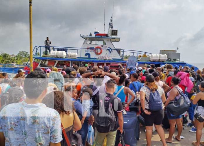 Foto: Turistas abarrotan Corn Island en Semana Santa/TN8