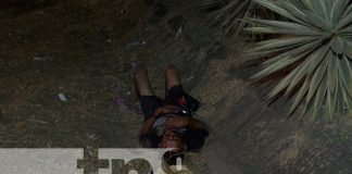 Foto: Hombre inconsciente y gravemente herido en las cunetas del estadio nacional de béisbol/TN8