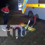 Foto: Motorizados en estado de ebriedad impactaron en un rótulo publicitario en Estelí/TN8