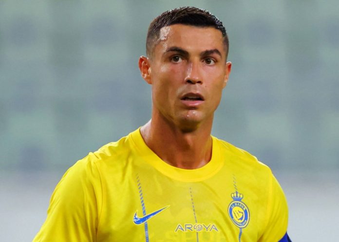 3 Cristiano Ronaldo falla gol a puerta vacía y queda fuera de la Champions Asiática