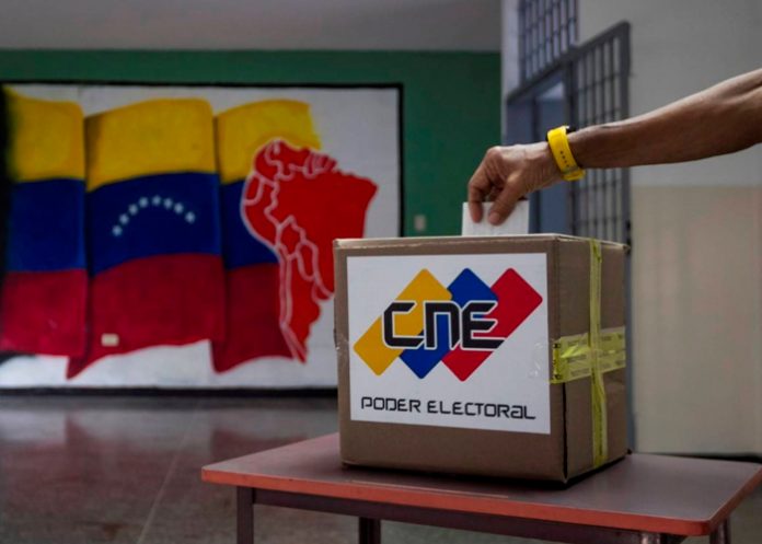 Foto: CNE de Venezuela recibe postulaciones /cortesía