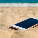 ¡Que estas vacaciones sean lo mejor! Consejos para proteger tu celular en la playa Foto: Protege tu celular en vacaciones /cortesía