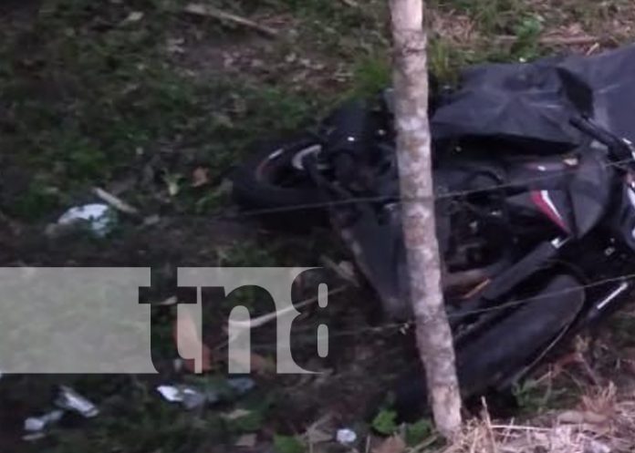 Foto: Motociclista muere al precipitarse a un guindo en los Millones, Villa Sandino, Chontales/TN8