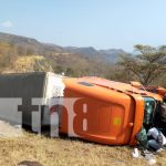 Conductor de un furgón se duerme y provoca accidente en la Cuesta de la Cucamonga, Estelí