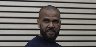 Dani Alves sigue sin depositar fianza