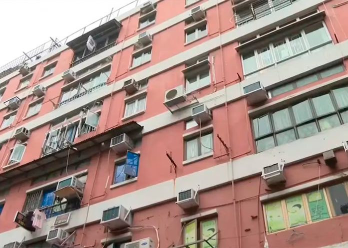 china Hallan cadáveres de bebés en botellas en Hong Kong