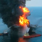 Cuatro muertos en el incendio de una plataforma frente a Gabón