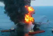 Cuatro muertos en el incendio de una plataforma frente a Gabón
