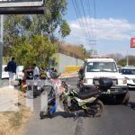 Repartidor de gas sufre accidente con otro motorizado en Managua Foto: Fuerte accidente con motorizados en Managua / TN8