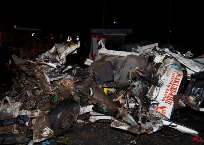 Once estudiantes mueren en un accidente en Kenia