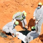 Escalofriante: Encuentran 65 cuerpos de migrantes en una fosa común en Libia
