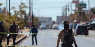 Abandonan cuerpos desmembrados en plaza de México
