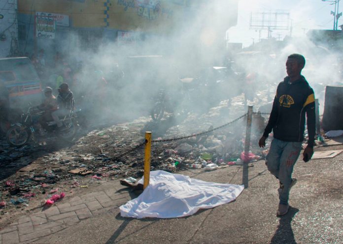 Violencia pandillera deja cadáveres en calles de Puerto Príncipe