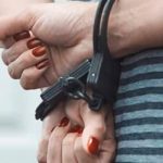 Terror en Bolivia: Apuñaló a su esposo hasta matarlo «Fue en defensa propia» Apuñaló a su esposo hasta matarlo en Bolivia