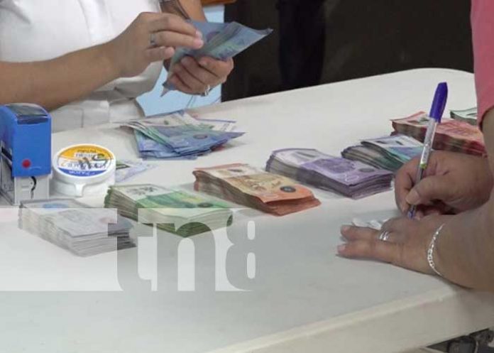 Foto: Pago adelantado al MINED Nicaragua / TN8