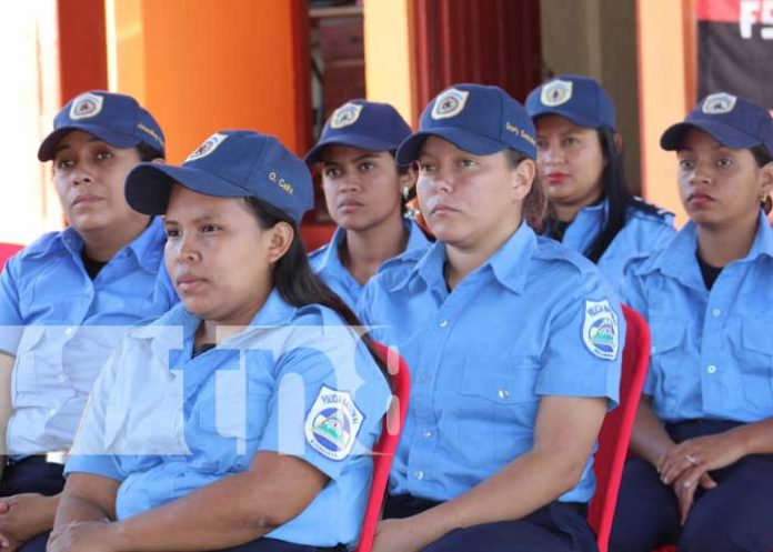 Foto: Encuentro con mujeres bomberas de Madriz / TN8