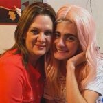 Su mamá lo defiende: Hijo de Erika Buenfil recibe críticas por usar vestido y peluca Hijo de Erika Buenfil recibe críticas por usar vestido y peluca