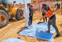 Se cree que los cuerpos encontrados en fosas comunes de Gaza se enterraron vivos Foto: Fosas comunes en Gaza /cortesía