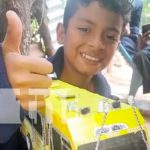 Joven empresario de 12 años triunfa con réplicas de buses en Tipitapa Foto: Joven empresario de 12 años triunfa con réplicas de buses en Tipitapa / TN8