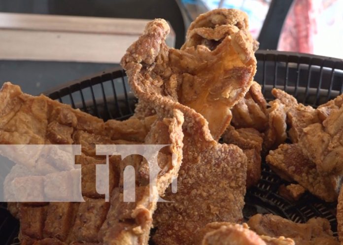 Foto: ¡Fricarne! Los deliciosos chicharrones de cerdo que deleitan a las familias en Rivas / TN8