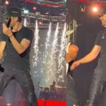 Sacó los pasos prohibidos: Enrique Iglesias y su baile sensual en concierto Sacó los pasos prohibidos: Enrique Iglesias y su baile sensual en concierto