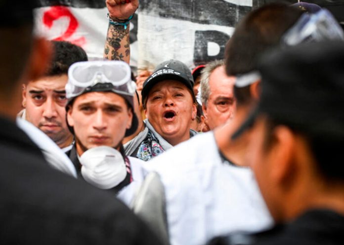 Protesta masiva en Argentina