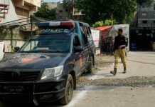 Mujer pakistaní muere estrangulada a manos de su hermano