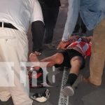 Motociclista lesionado tras colisión con taxi en Juigalpa Motociclista lesionado tras colisión con taxi en Juigalpa