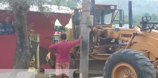 Foto: Tractor impacta contra vivienda en Caulatú, Nueva Segovia/TN8