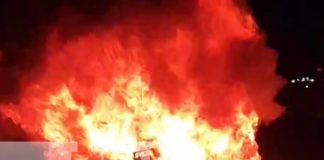 Foto: Motocicleta se incendia en Managua por razones desconocidas/TN8