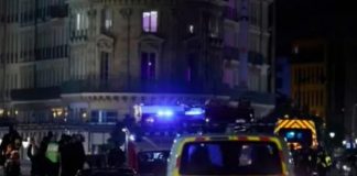 Incendio en un edificio de París deja el saldo de tres personas muertas