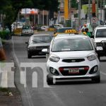 Conductores de caponera pelean pasada y le dan «sopa de muñeca» a un taxista Discusión entre un taxista y varios caponeros
