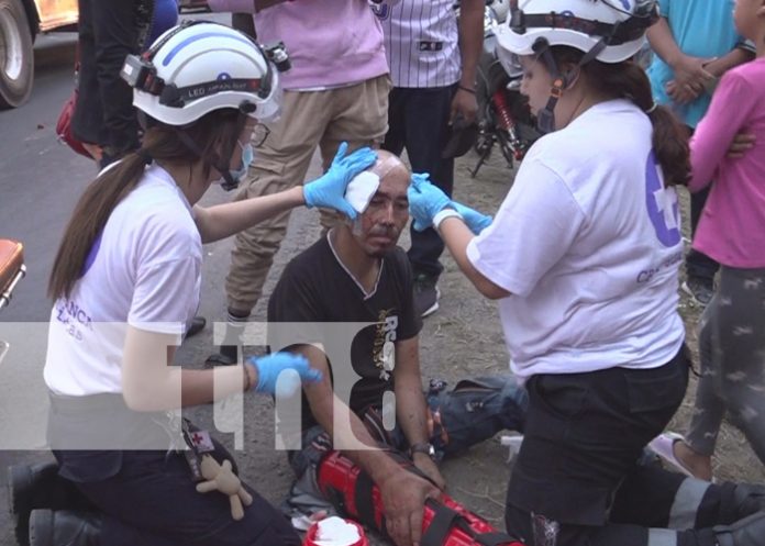 Foto: Fuerte colisión entre motocicletas deja dos heridos en Estelí/TN8