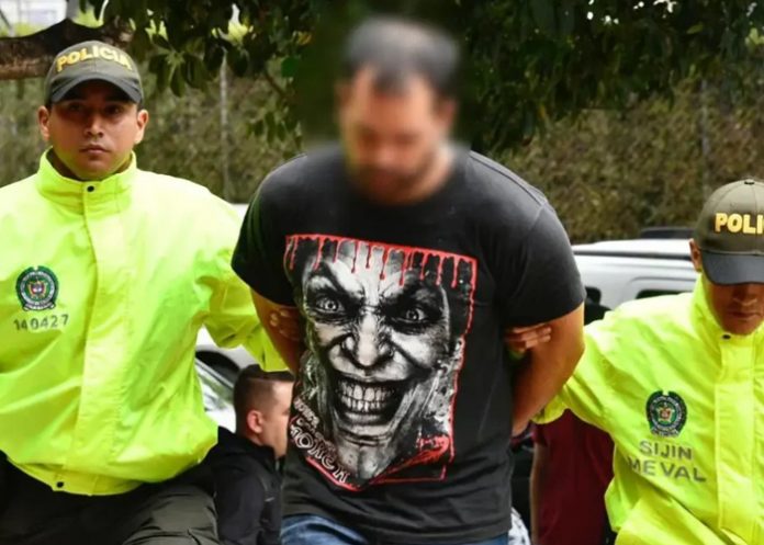Foto: Hijo presunto responsable de doble homicidio a sus padres en Envigado, Colombia/