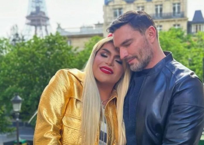 1 Wendy Guevara y Julián Gil desde París protagonizan una historia de amor