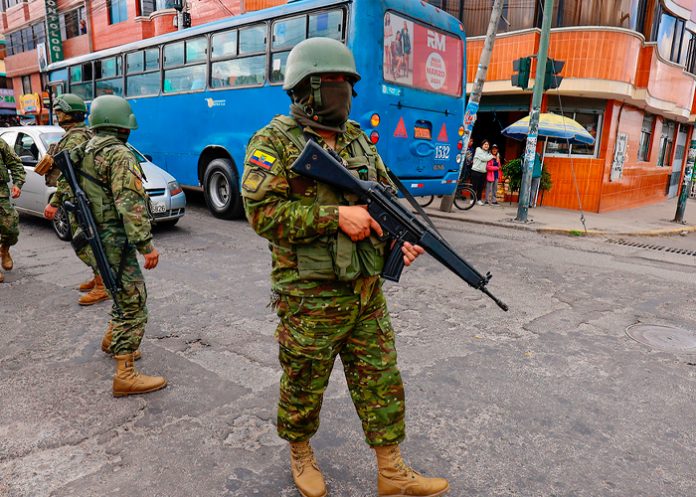 1 Foto: Noche de horror en Ecuador /cortesía