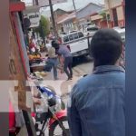 Taxista y motociclista convirtieron las calles de Juigalpa en un ring de boxeo Foto: Taxista y motociclista convirtieron las calles de Juigalpa en un ring de boxeo/TN8
