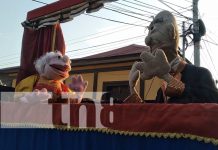 Foto: Familias se divirtieron con la presentación del show de Teatro Arlequín en el paseo Nandaimeño/TN8