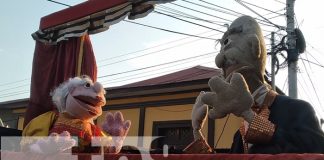 Foto: Familias se divirtieron con la presentación del show de Teatro Arlequín en el paseo Nandaimeño/TN8