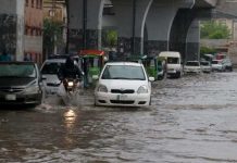 Fuertes lluvias en Pakistán causan la muerte de 41 personas, 28 por rayos Al menos 41 muertos en tres días por fuertes lluvias en Pakistán