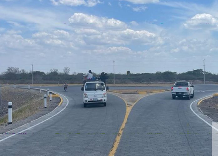 1 Foto:Nueva carretera de 12 Kilómetros en San Francisco Libre- Los Zarzales/Cortesía