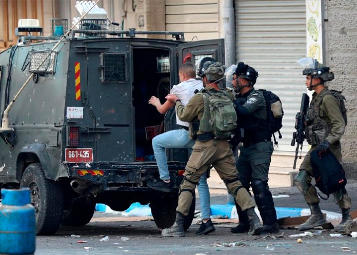 1 Foto: Palestinos detenidos por Israel en Gaza /cortesía