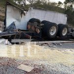 Un hombre pierde la vida tras perder el control y volcar camión en Estelí Un hombre pierde la vida tras perder el control y volcar su camión en Estelí