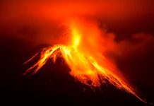 Desplazamientos en Indonesia tras alerta de actividad volcánica Foto: Alerta volcánica en Indonesia /cortesía