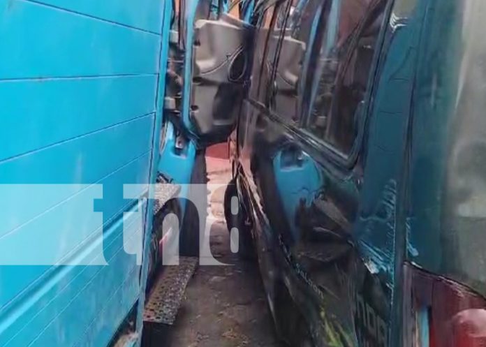 1 Camión fuera de control causa destrucción en una vivienda en Matagalpa