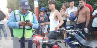 Foto: Conductora de motocicleta terminó lesionada en la entrada principal de Nandaime/TN8