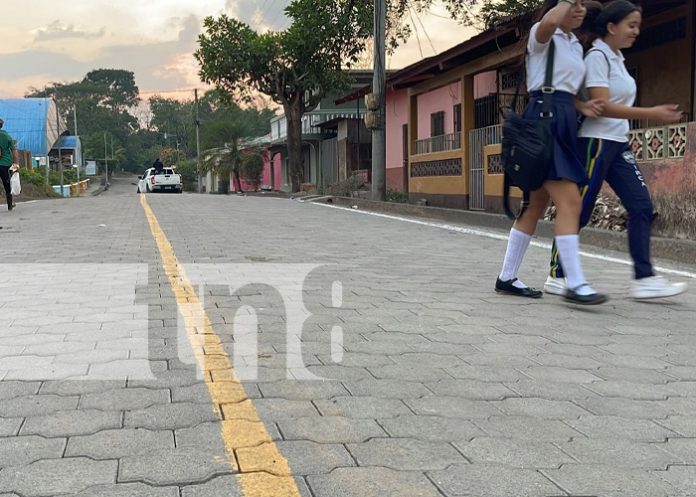 Calles adoquinadas benefician a familias de La Libertad, Chontales