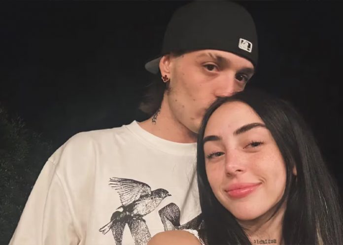 1 “Ojos Verdes” Canción de Nicki Nicole con supuestas indirectas a Peso Pluma