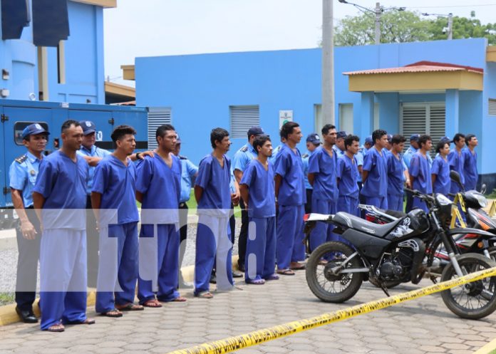 2 Foto: Exitoso operativo de la Policía Nacional en León dejando la captura de 16 presuntos delincuentes / TN8